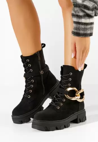 Bocanci dama negri Lornessa