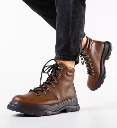 Ghete dama Layla Maro