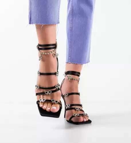 Sandale cu toc Kiran Negre