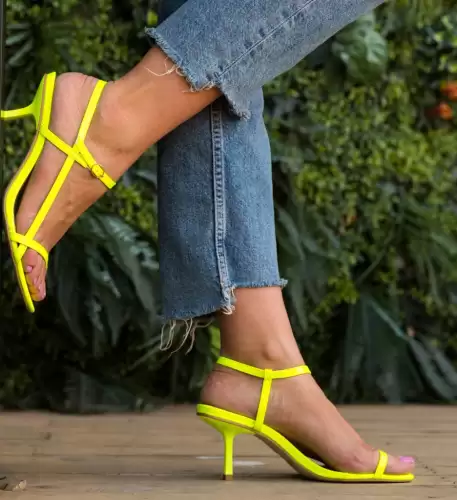 Sandale Wilma Galbene